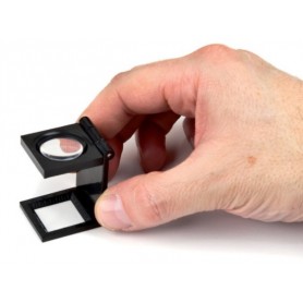 THREAD-COUNTING MAGNIFIER